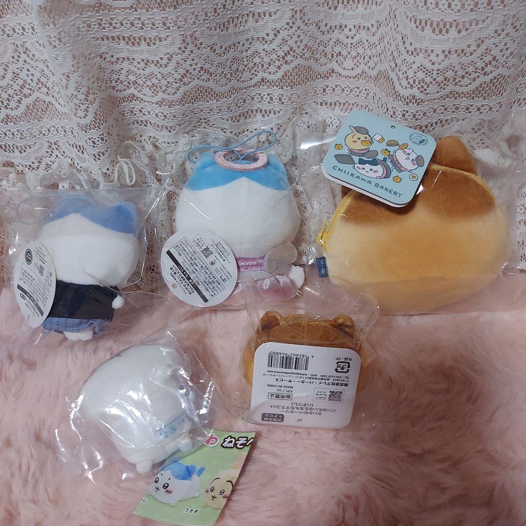 ちいかわ　ハチワレまとめ売り19点+おまけ8