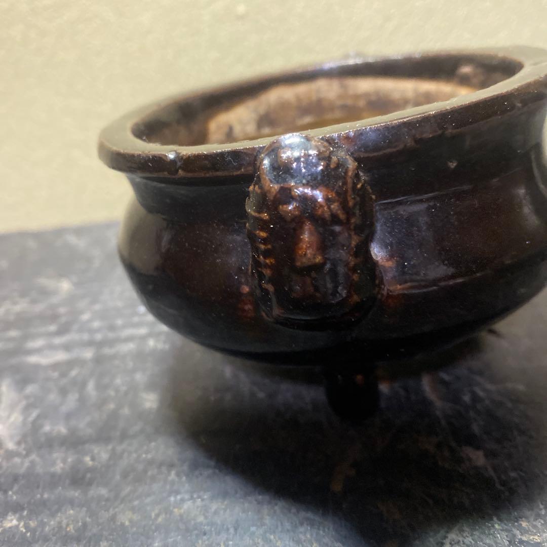 中国古玩　三つ足黒釉香炉7cm11cm