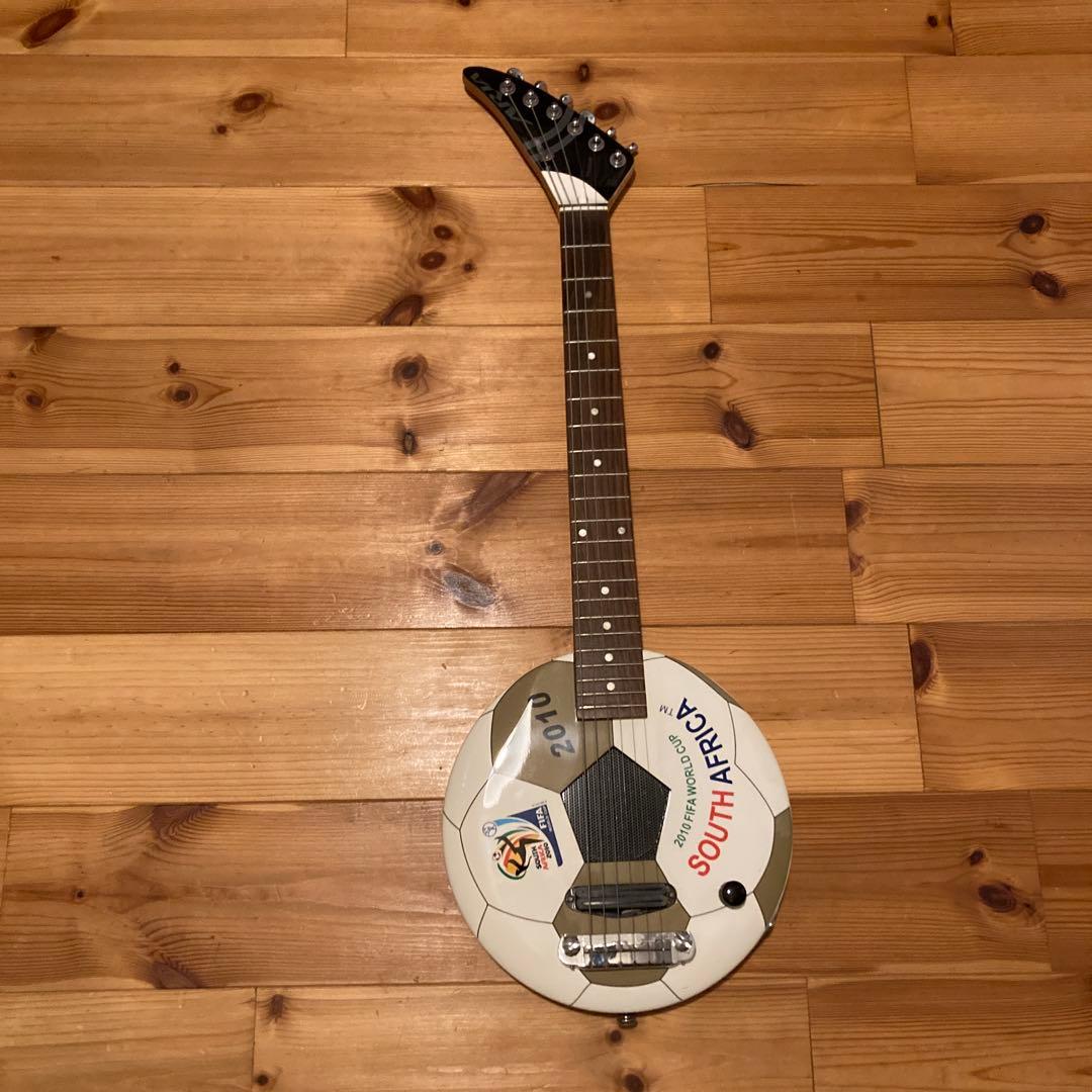 サッカーボール型エレキギター 2010 南アフリカ　ミニギター　トラベルギター