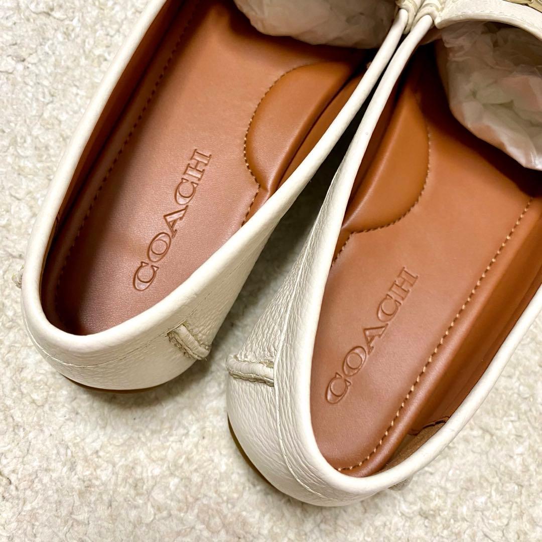 【美品】コーチ ドライビングシューズ ローファー ホワイト 未使用