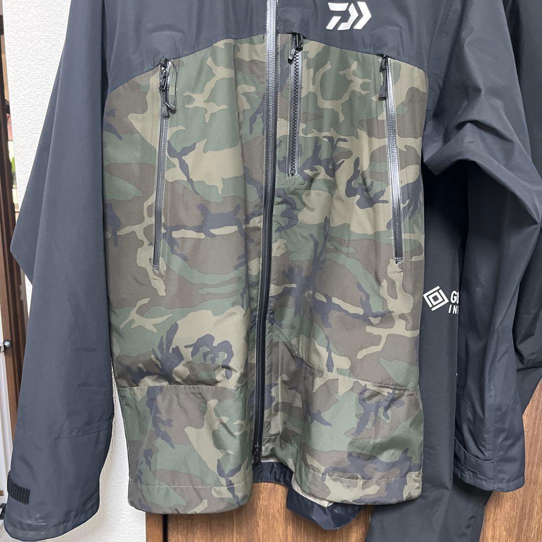ダイワ　ゴアテックスレインスーツ　レインコート