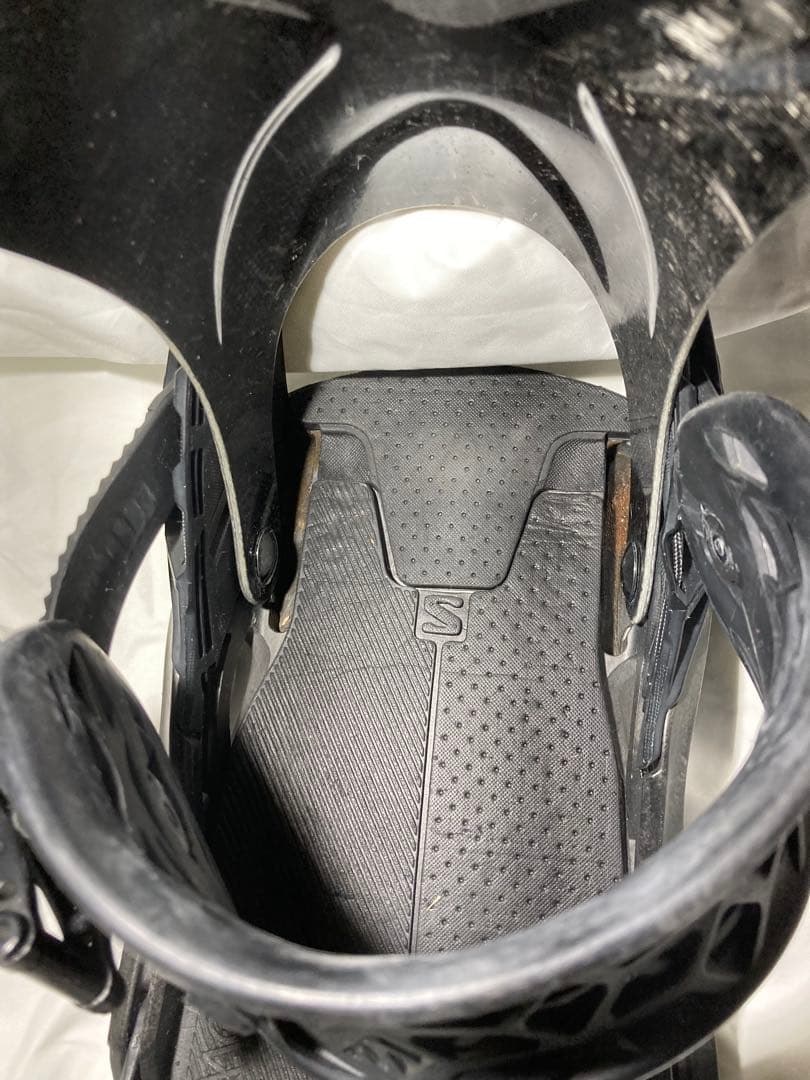 値下！カーボンハイバック高反応！SALOMON クォンタムバインディングMサイズ