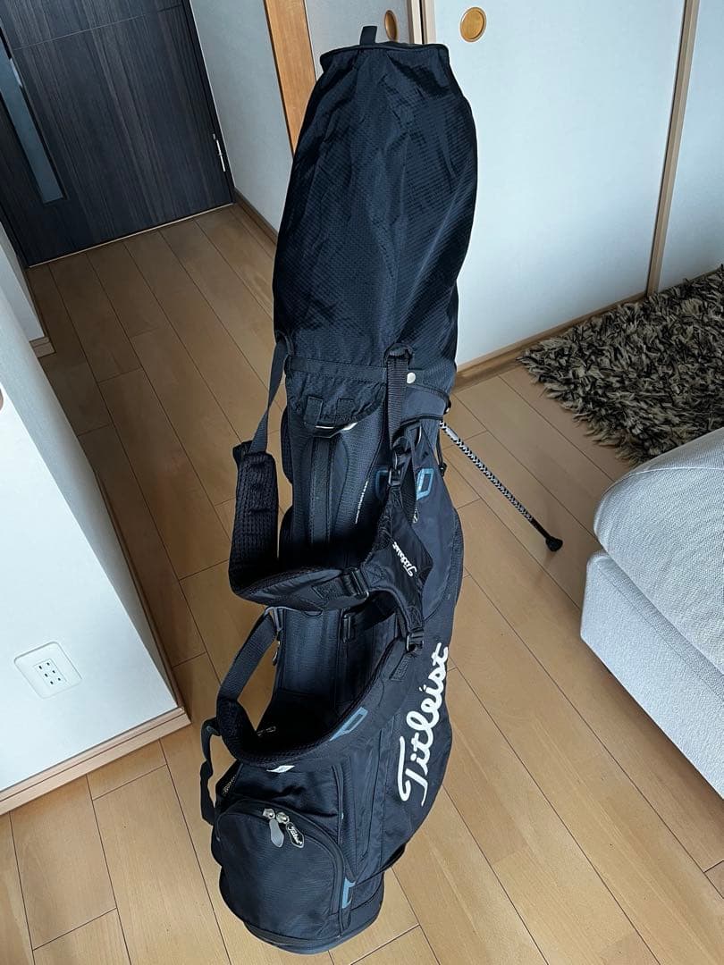 良品Titleistタイトリスト スタンド式キャディバッグ 軽量　９型　ブラック