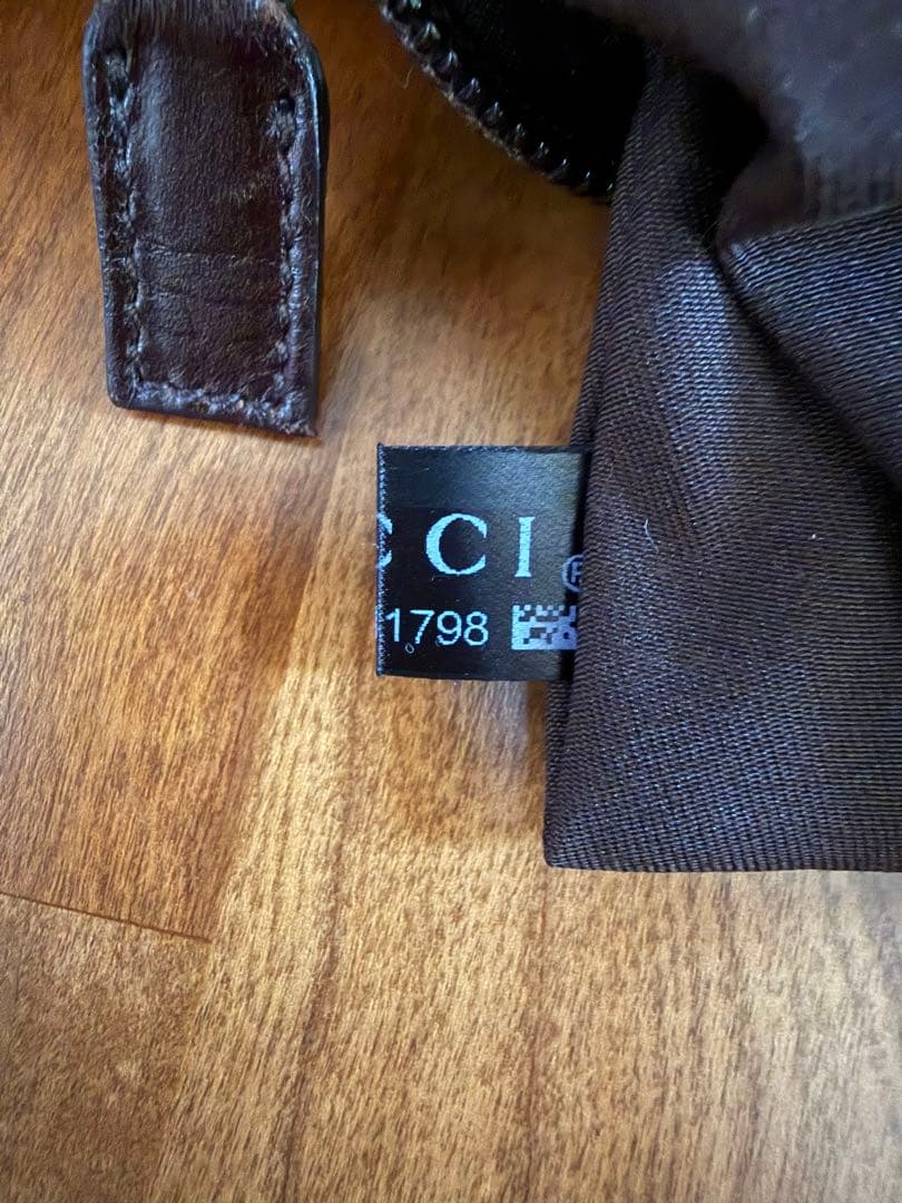 GUCCI グッチ GGキャンバス ボディバッグ ウエストポーチ