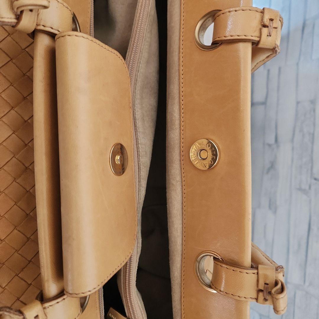 BOTTEGA VENETA ベージュ ハンドバッグ