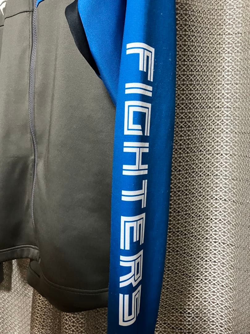 FIGHTERS フード付きジャケット 北海道日本ハムファイターズ