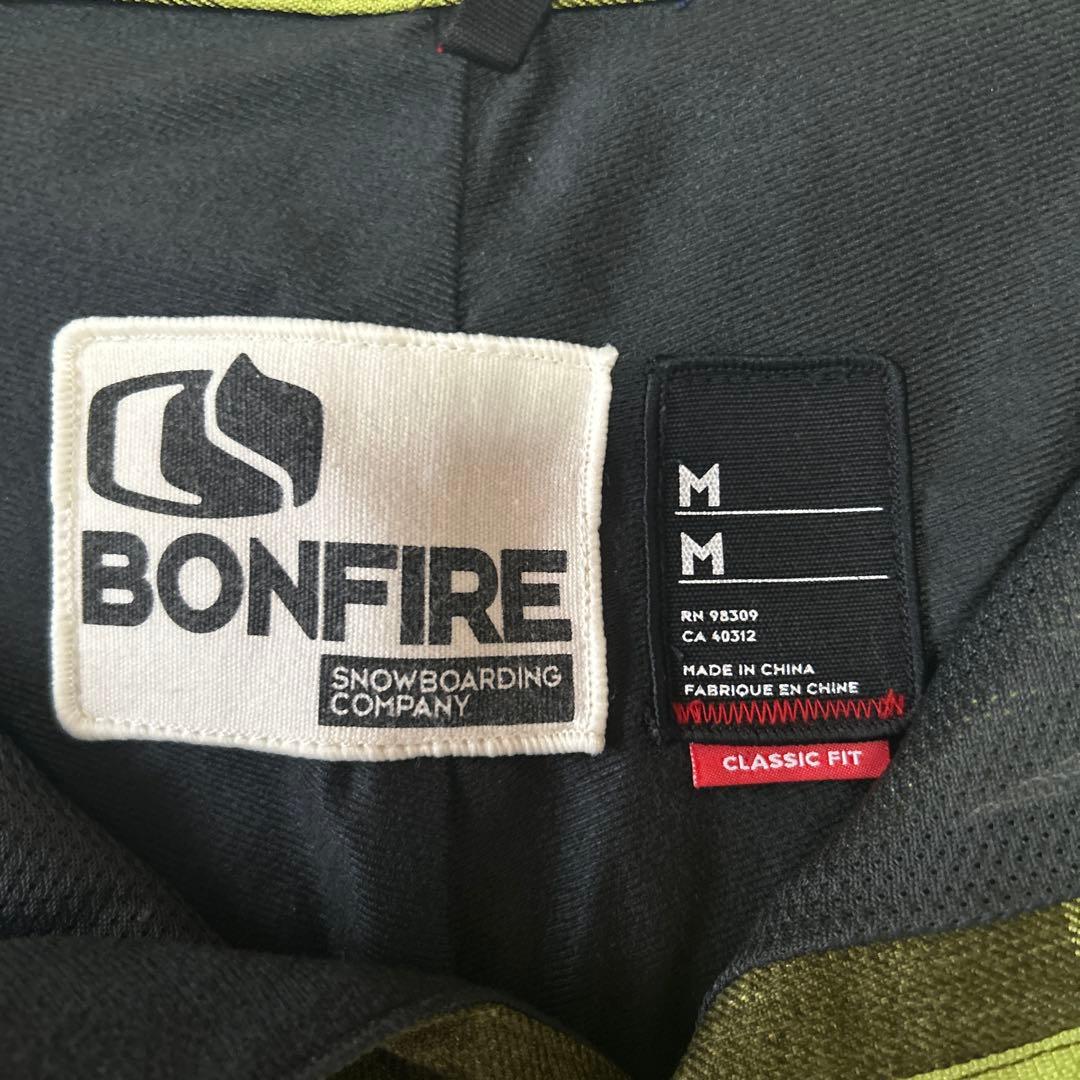 スノーボードウェア　Mサイズ 上:SUB 下:BONFIRE