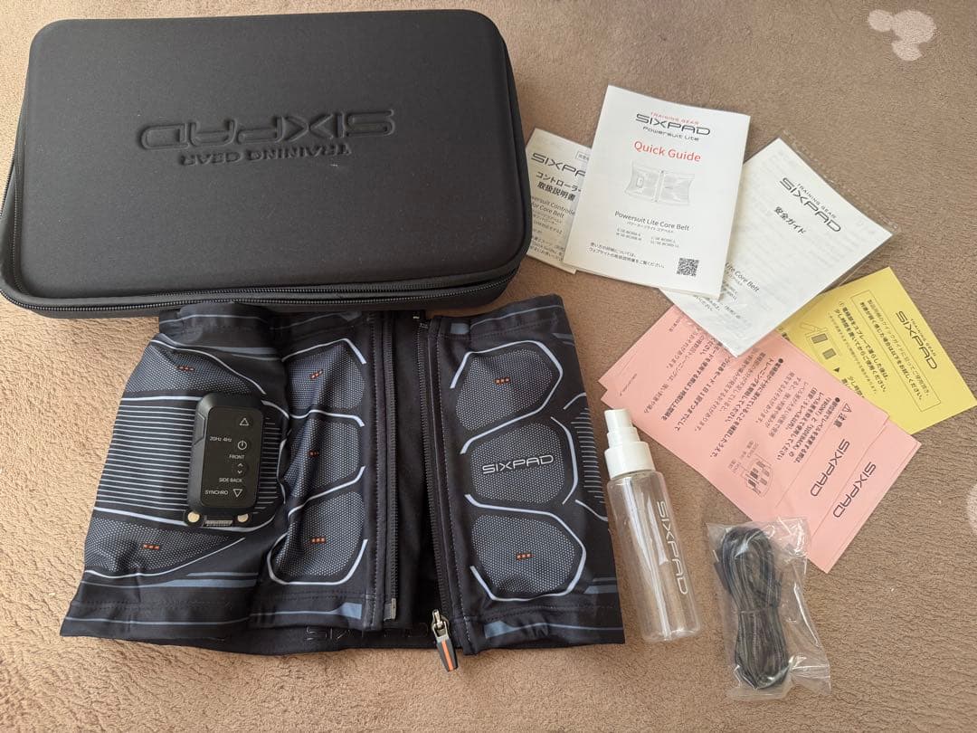 （お値下げ中）SIXPAD トレーニング機器 本体と付属品