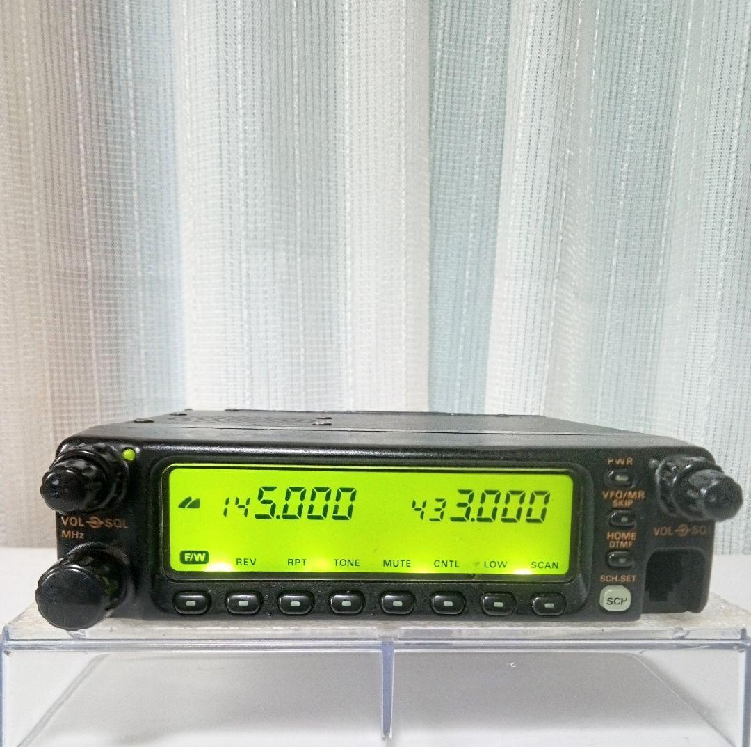 八重洲無線　FT-8100H 145/430Mhz (50/35 w)　動作品