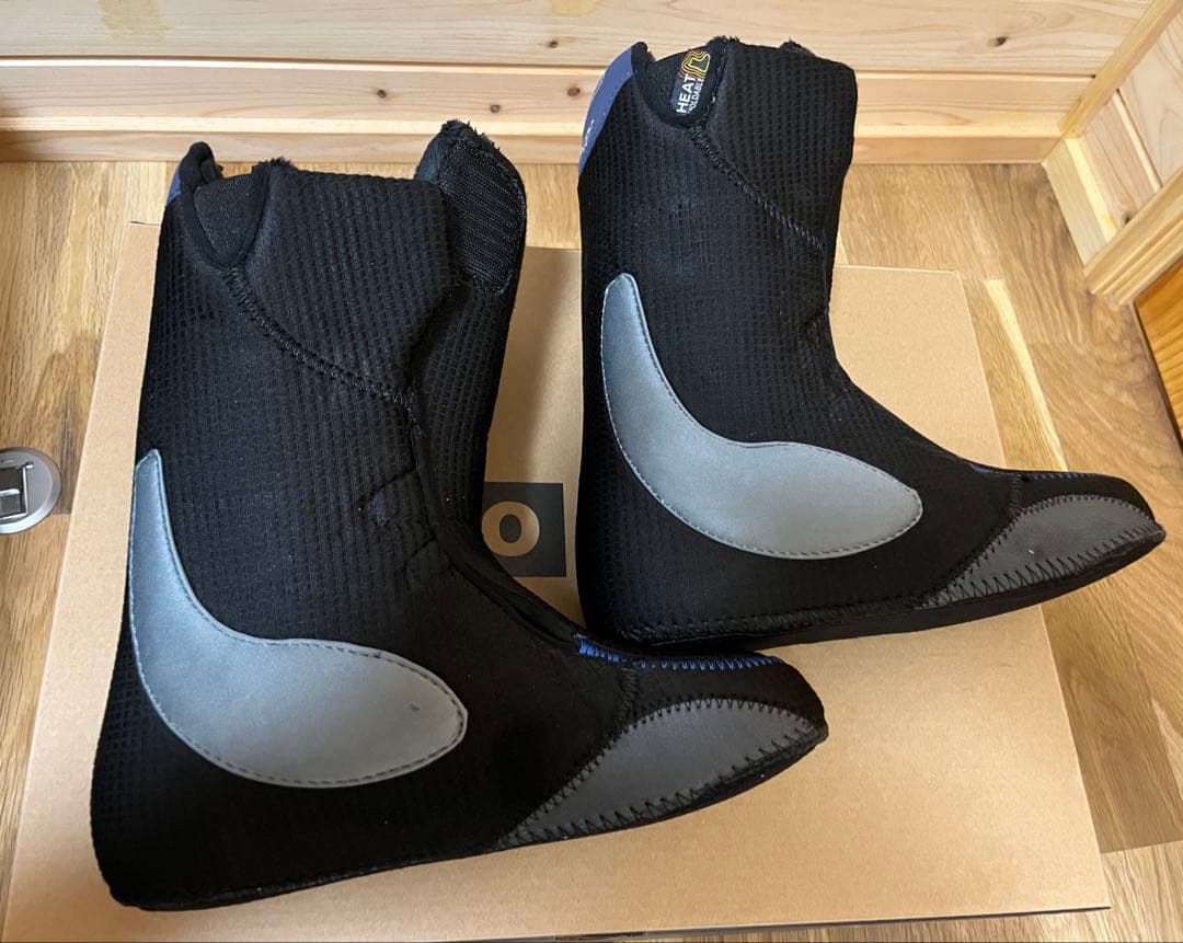 値下げ 美品Burton Limelight wide 24cm step on