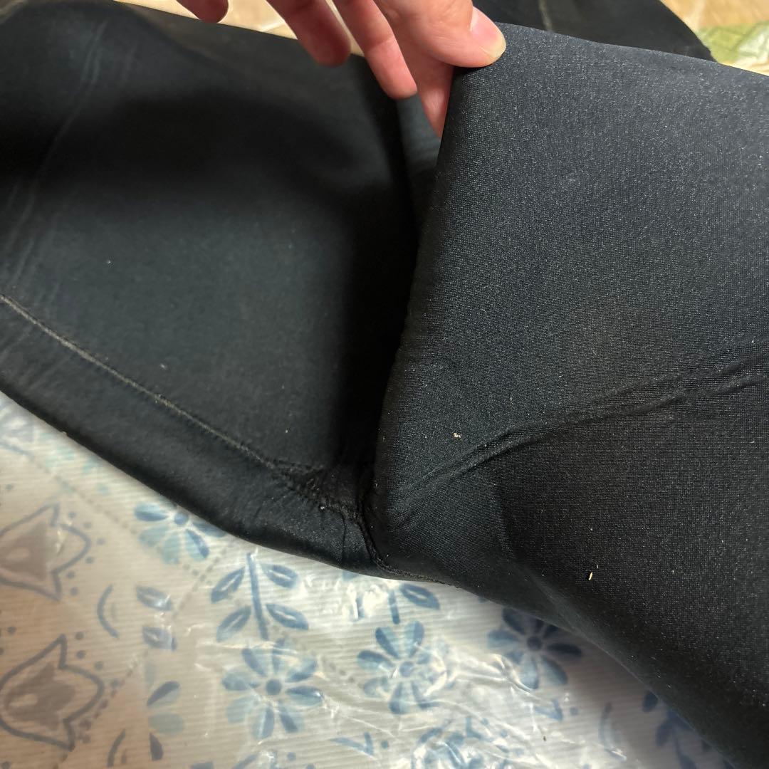 ウェットスーツ　スキューバダイビング