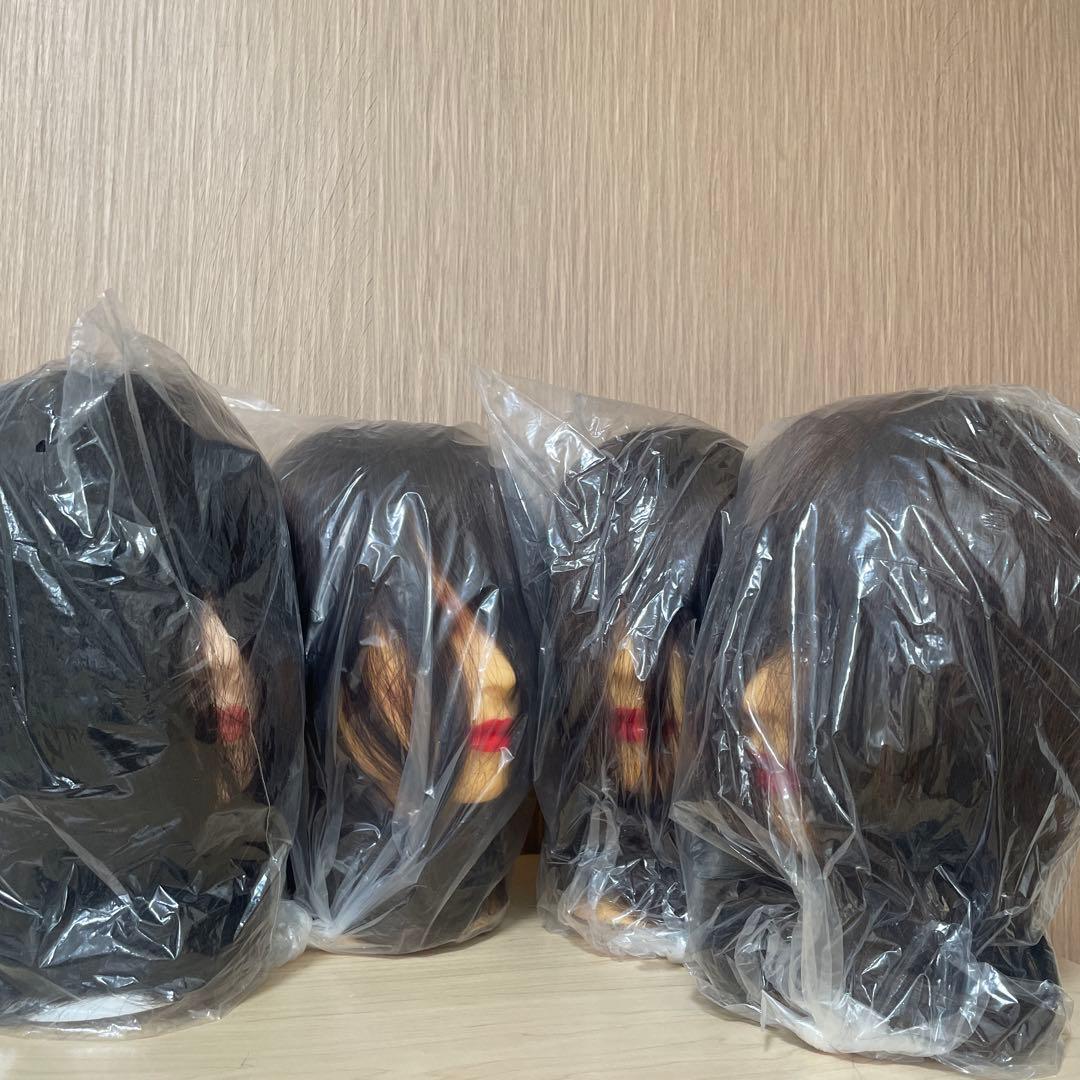 カットウィッグ4体