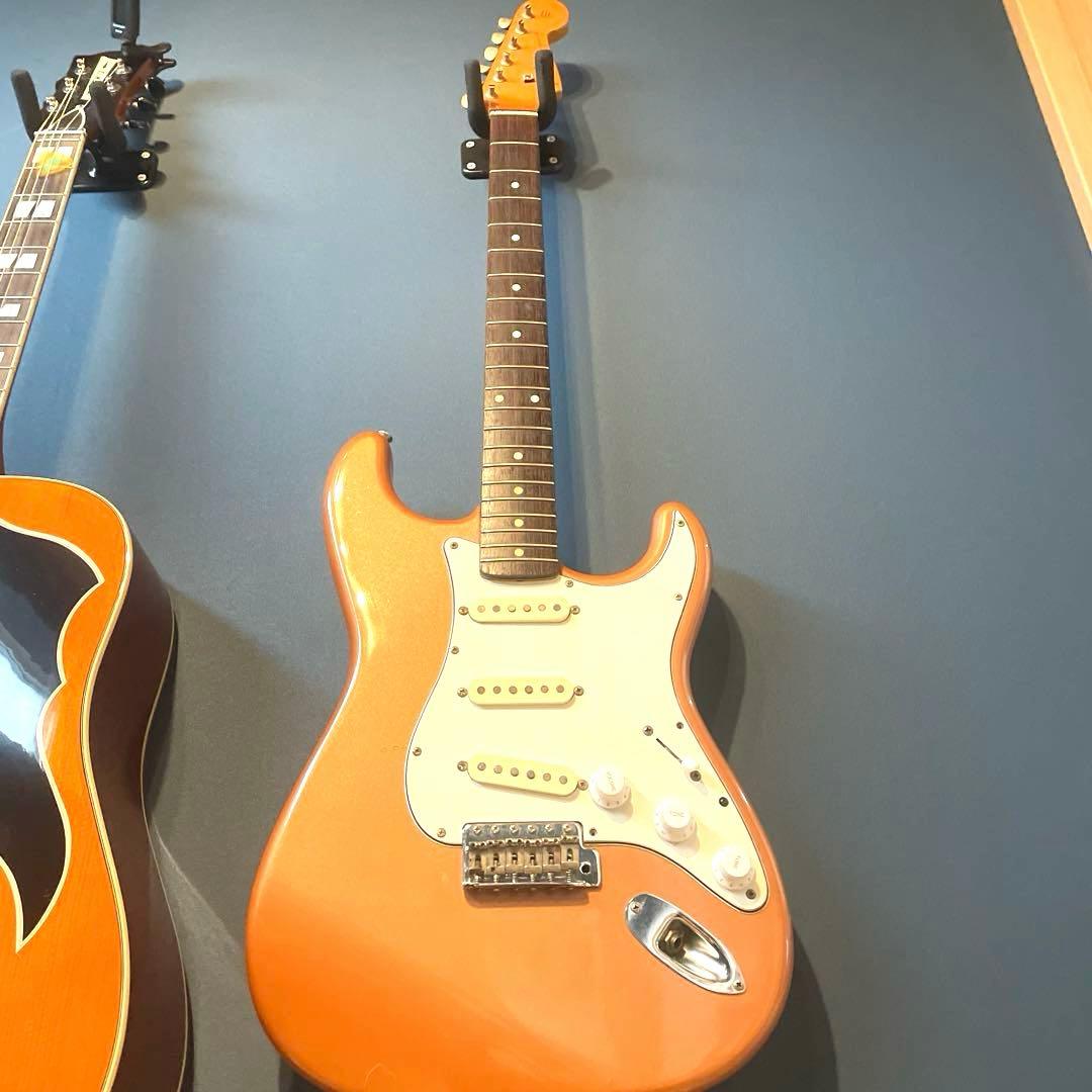 ギター Fender Japan 40th Anniv Stratocaster