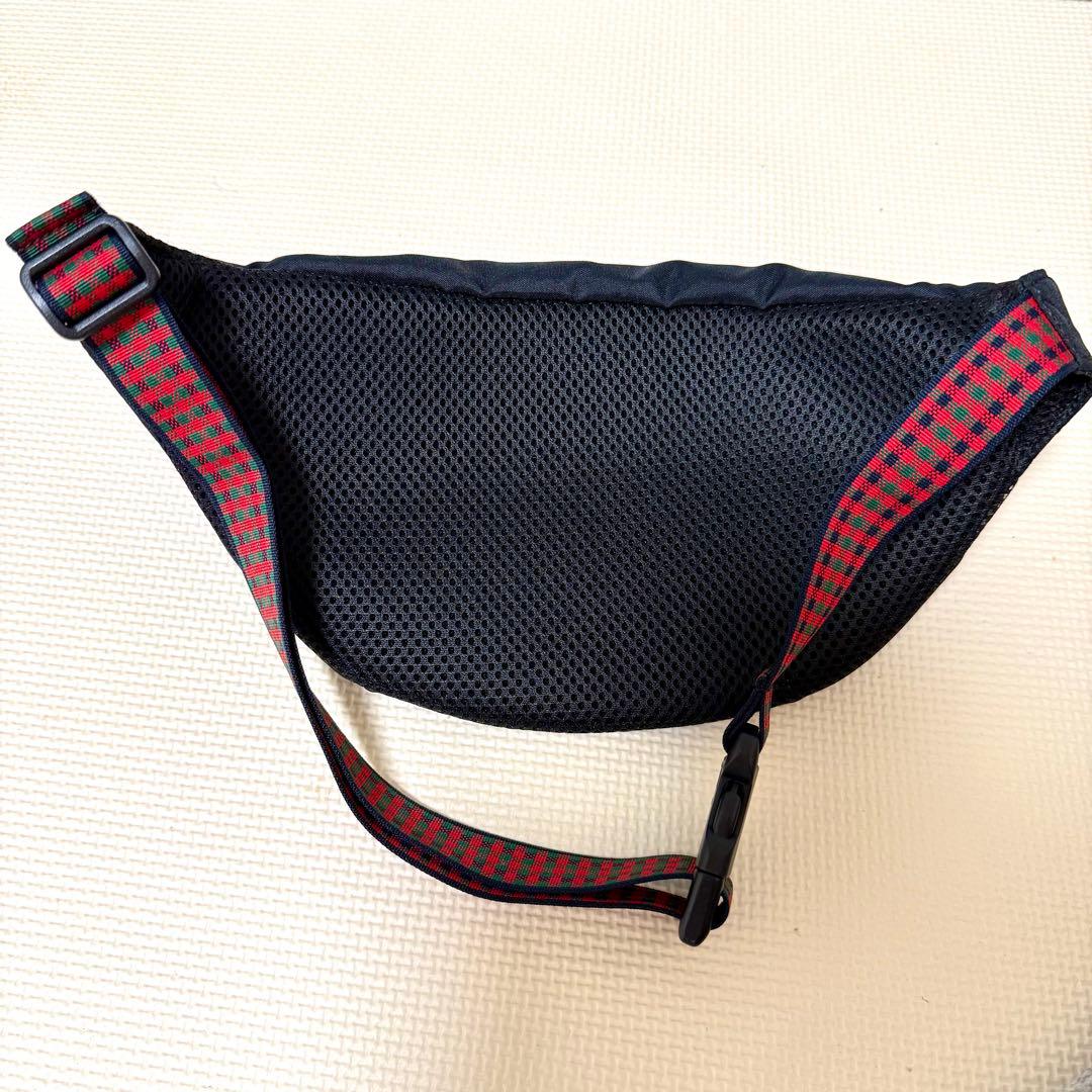 【完売品】ファミリア familiar ボディバッグ 赤系 レア