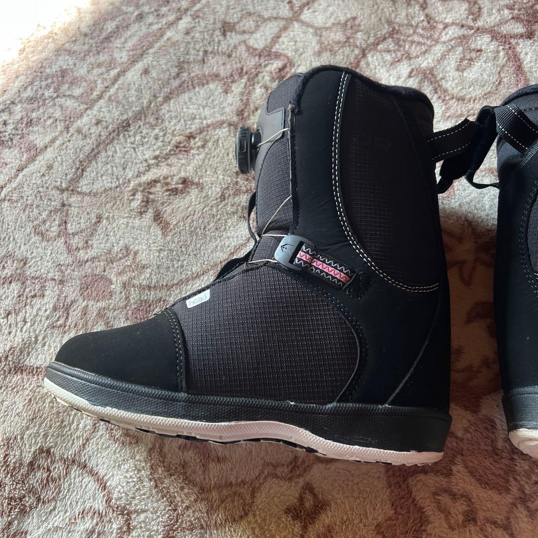 美品 HEAD BOA 子供用ブーツ 22.5~23.5 スノーボード ジュニア