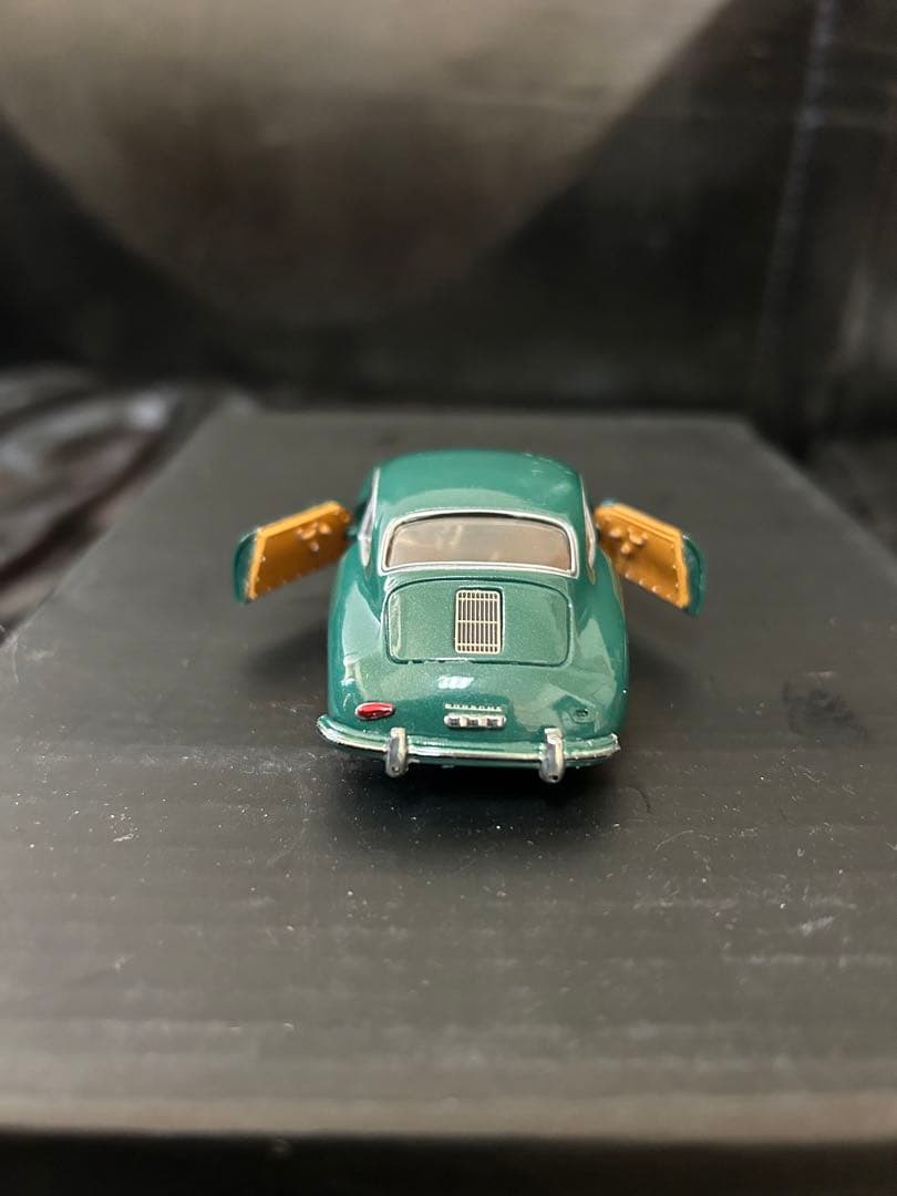 ミニカー.10台セット、一流ブランドばかりです。