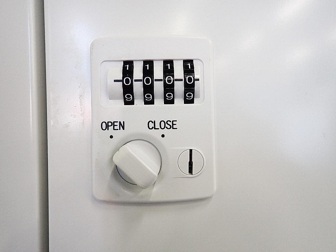 引取り限定　プラス　6人用パーソナルロッカー　59-0128