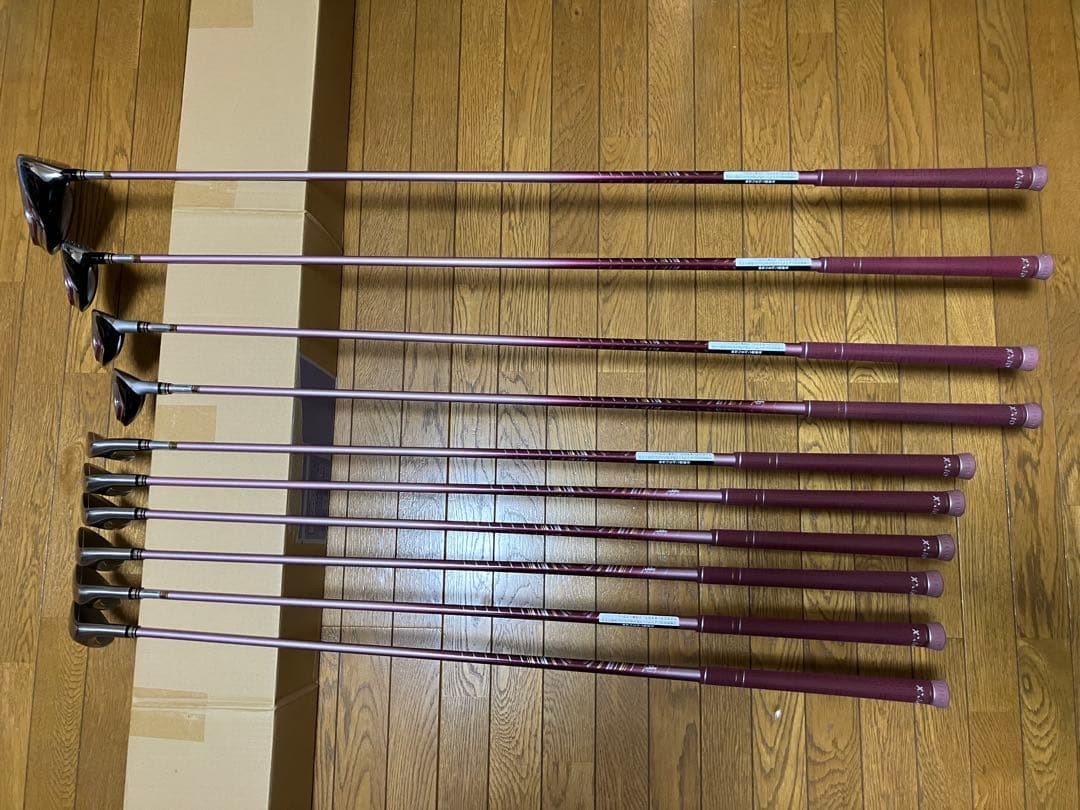 ゼクシオ8 レディース クラブセット 10本(L/ボルドー)