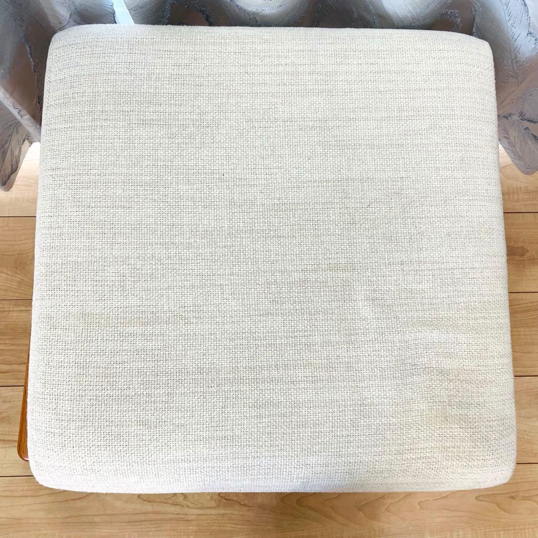 ニトリ　オークエスト　スツール　オットマン　木製