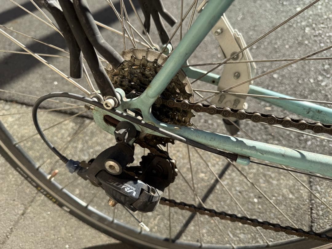 surlyクロスバイク ミントグリーン フロントバスケット付き