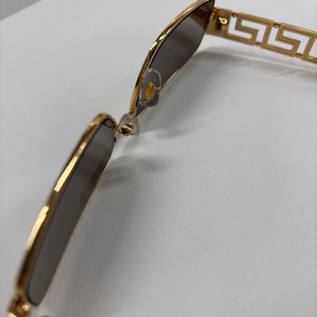 VERSACE ゴールド サングラス　ヴェルサーチ