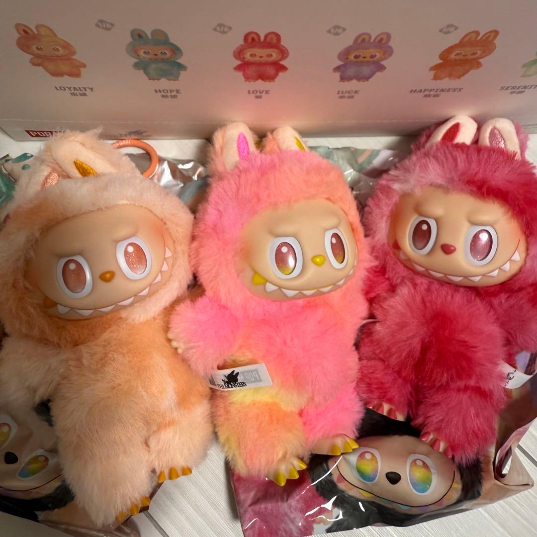 ラブブ　エナジー　3体