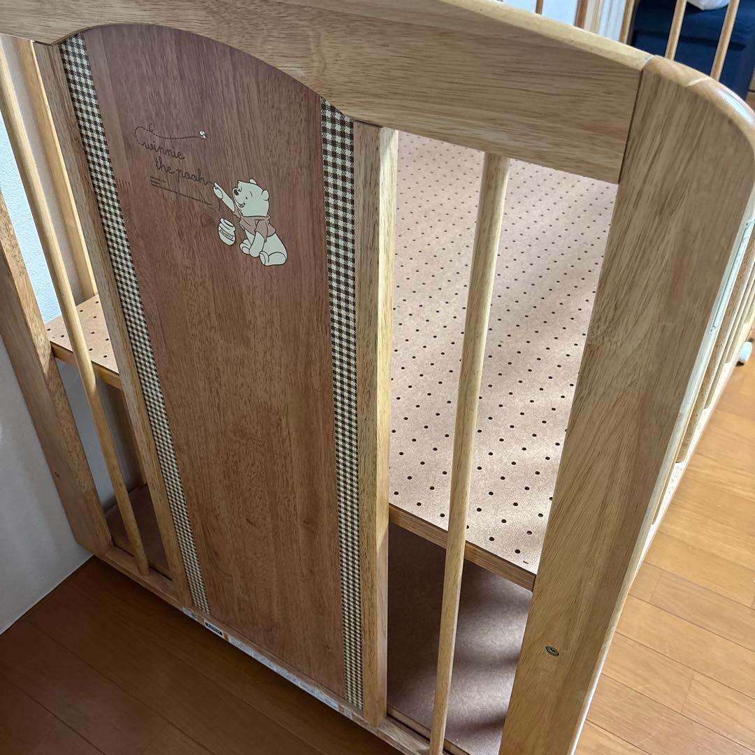 KATOJI 木製ベビーベッド キャスター付き プーさん