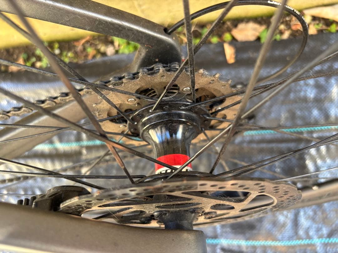 カーボンフレーム ディスクブレーキ ロードバイク