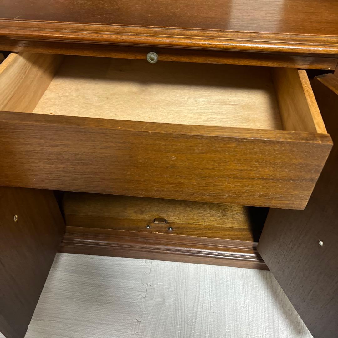 クラシック木製キャビネット 引き出し付き　アンティーク