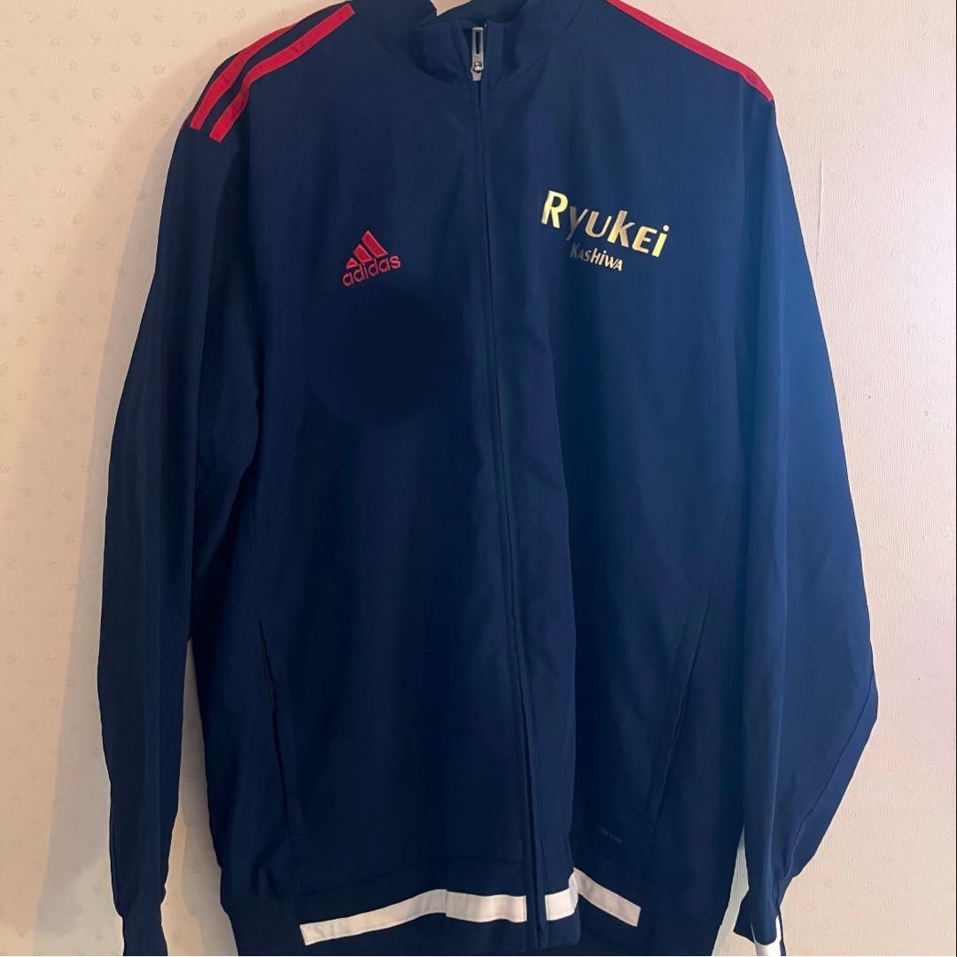 流経大柏サッカー部　adidas ウインドブレーカー上下