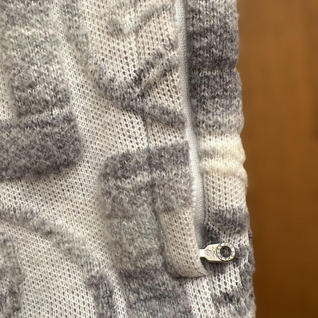 マークアンドロナ　アウター