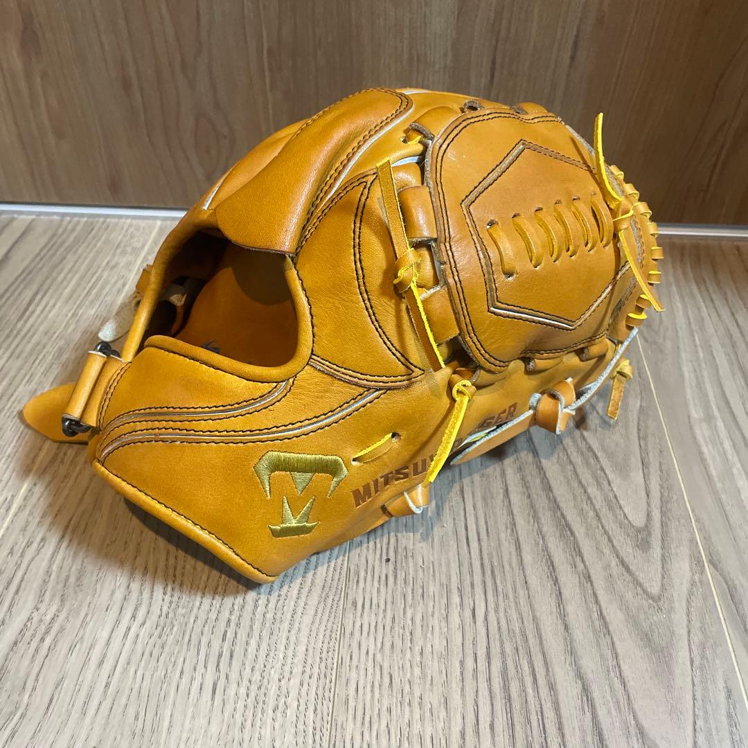 【美津和タイガー】投手用軟式［レボルタイガー］