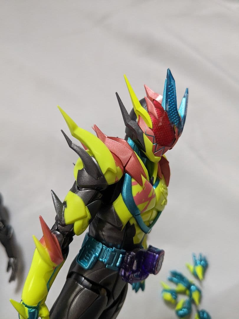 おまけ付き 仮面ライダーリバイス ジャックリバイス サンダーゲイル