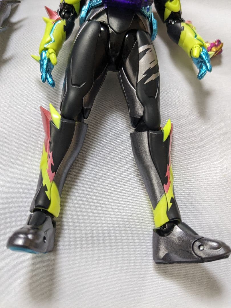 おまけ付き 仮面ライダーリバイス ジャックリバイス サンダーゲイル