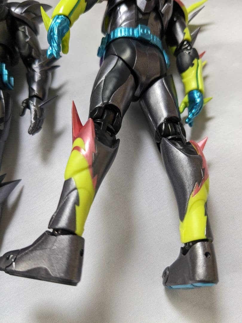 おまけ付き 仮面ライダーリバイス ジャックリバイス サンダーゲイル