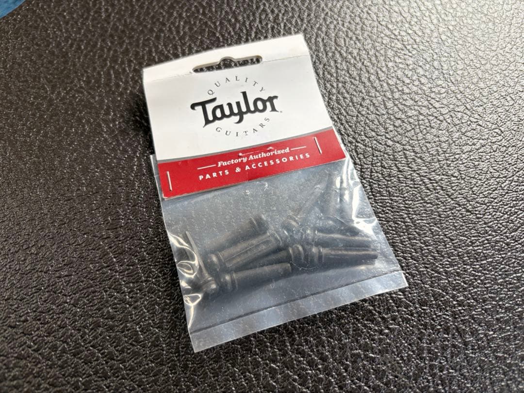 Taylor 214ce DLX BLK エレアコ アコギ ブラック