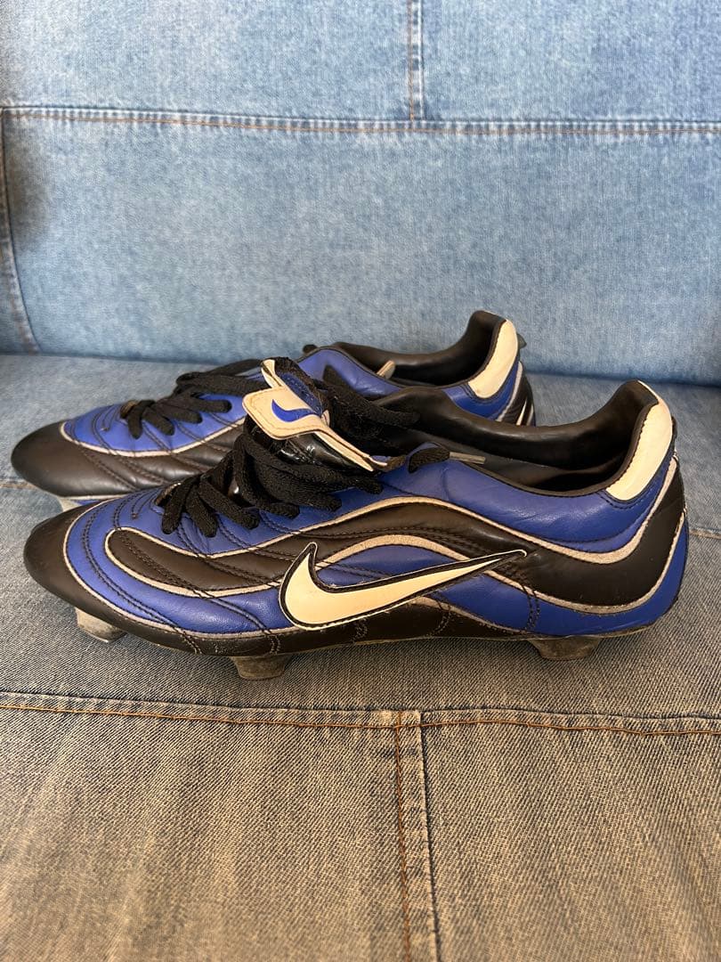 NIKE マーキュリアル