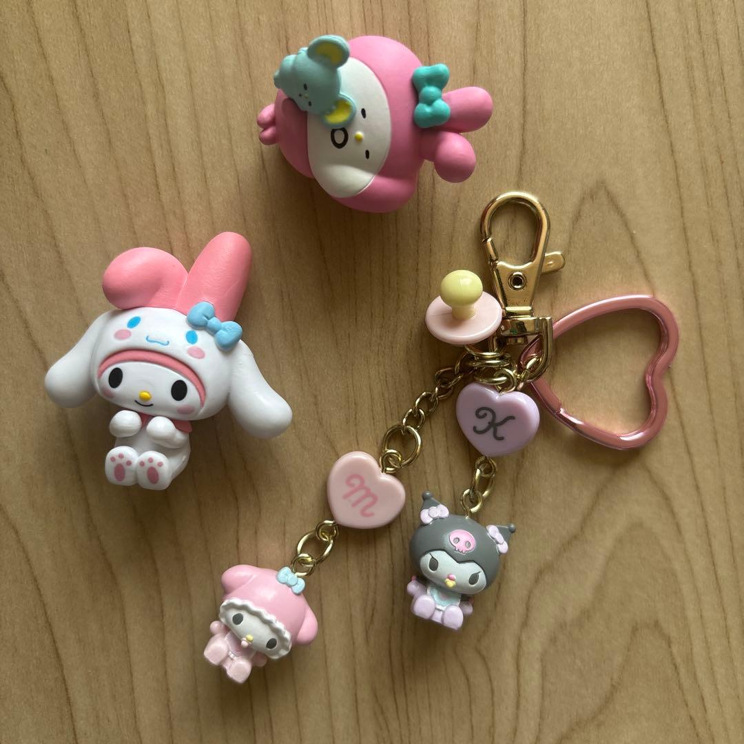 サンリオ　マイメロ　クロミ　ベビーチャーム　フィギュア
