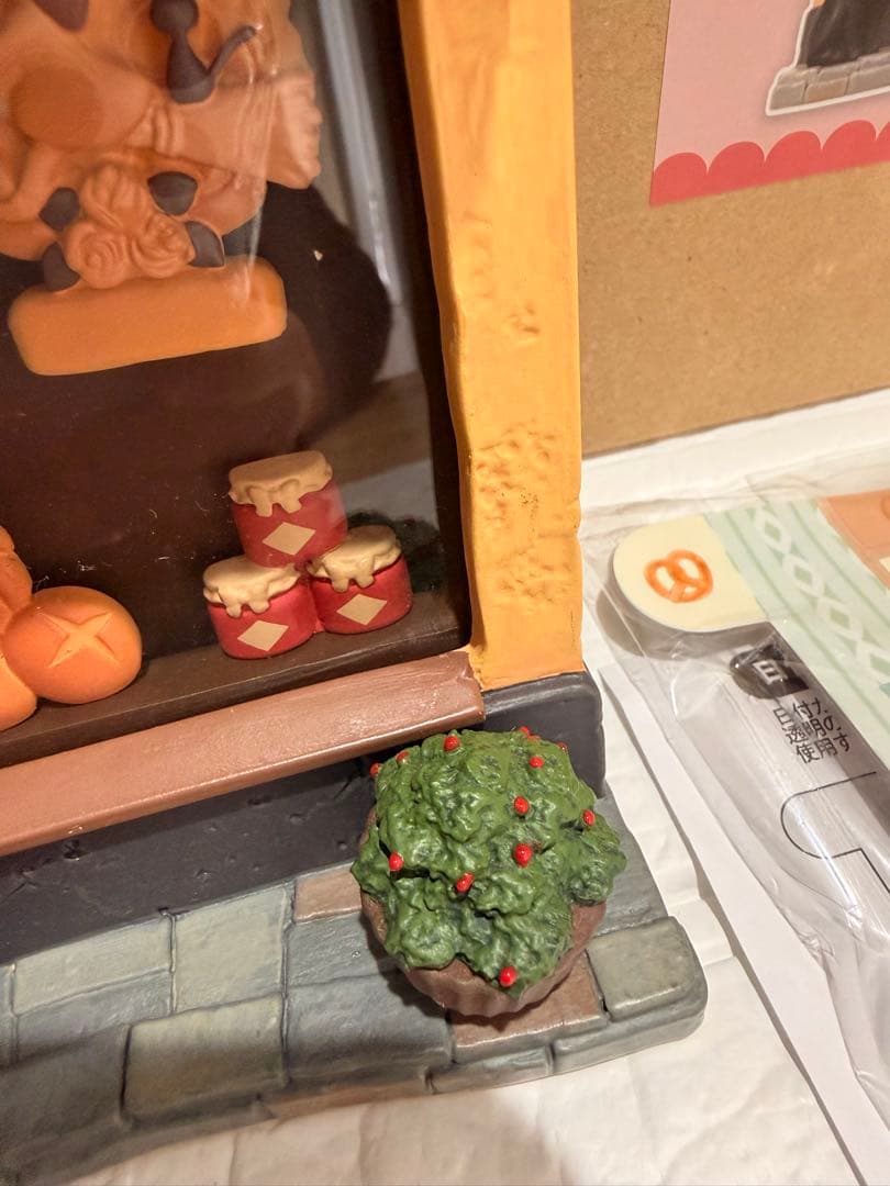 スタジオジブリ 魔女の宅急便 2024ジオラマカレンダー グーチョキパン店の店先