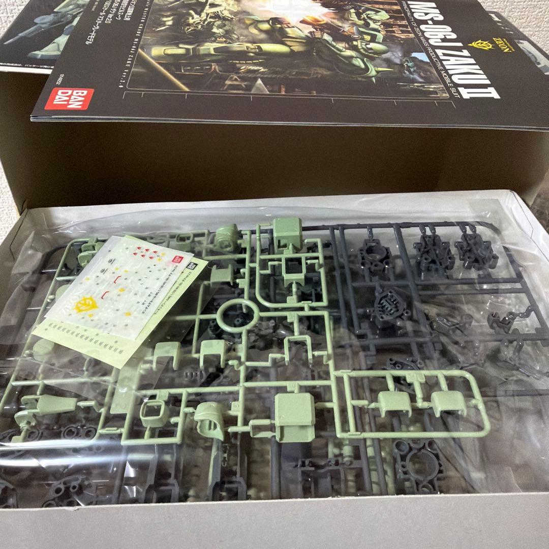 ロボット MS-06J ZAKU II