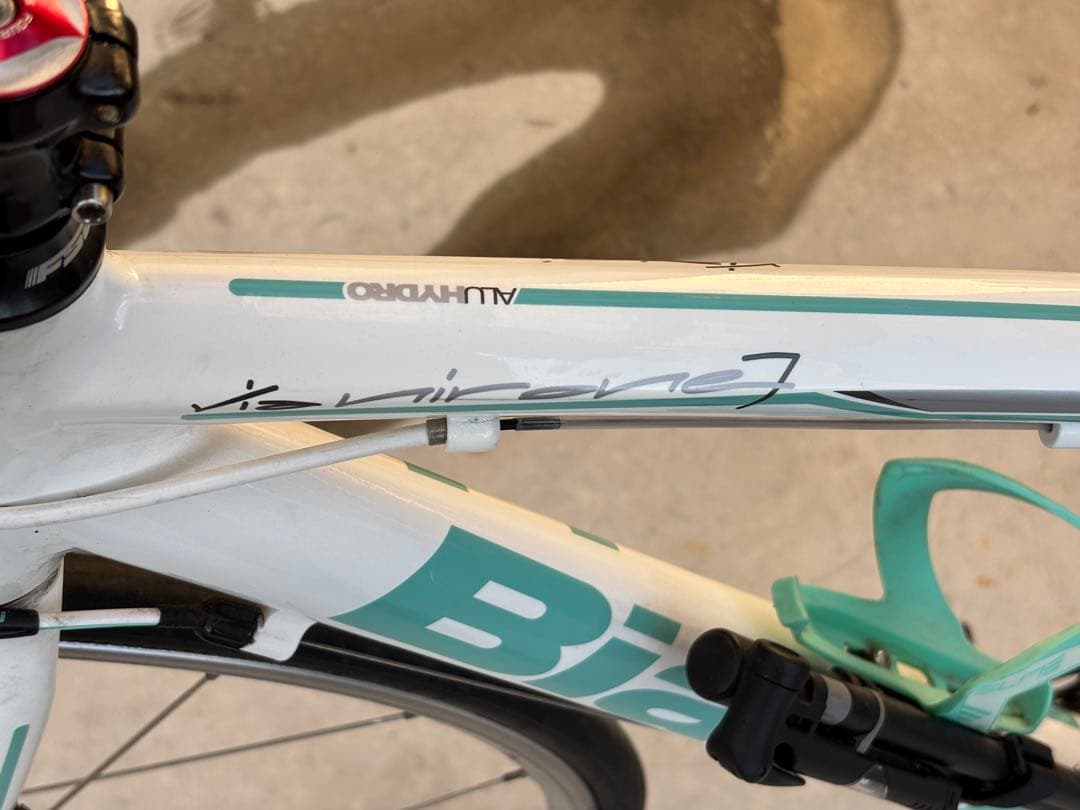 Bianchi ロードバイク ビアニローネ7 44サイズ