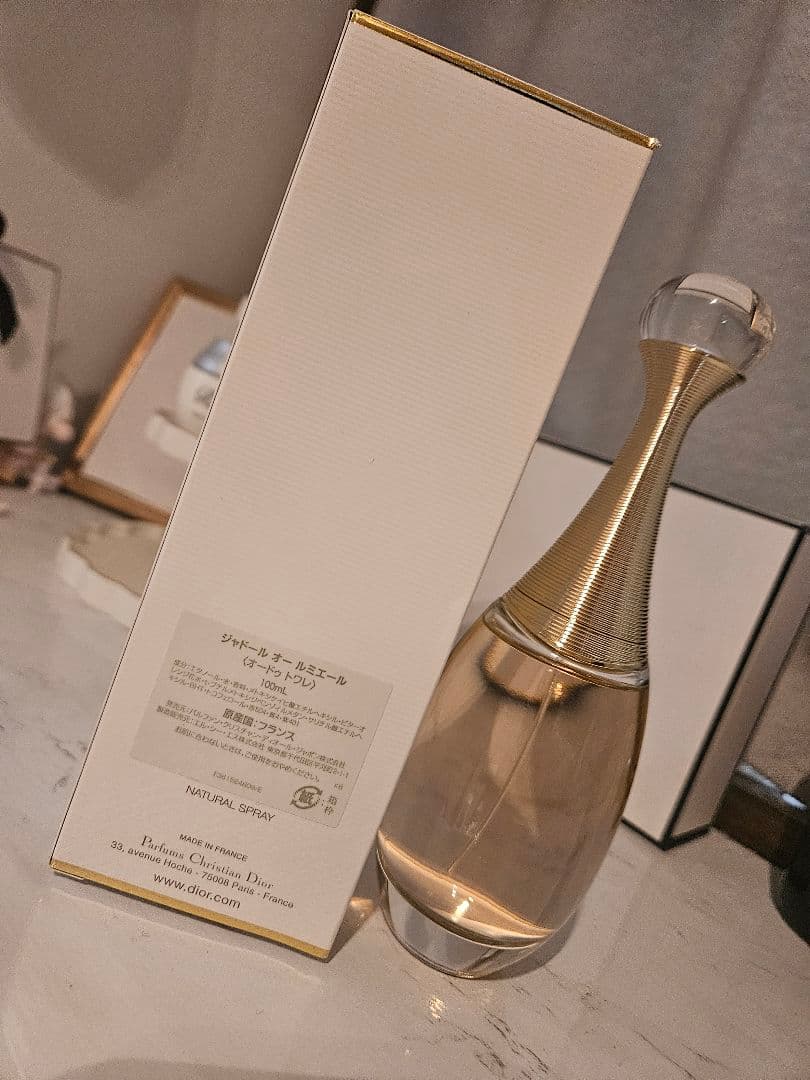 香水(女性用) Dior j'adore Eau de Toilette 100ml