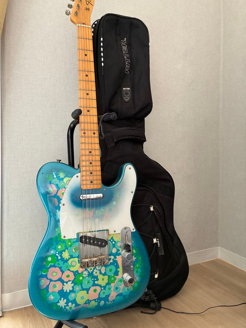 Fender Telecaster ブルーフラワー 桜井和寿モデル ケースセット