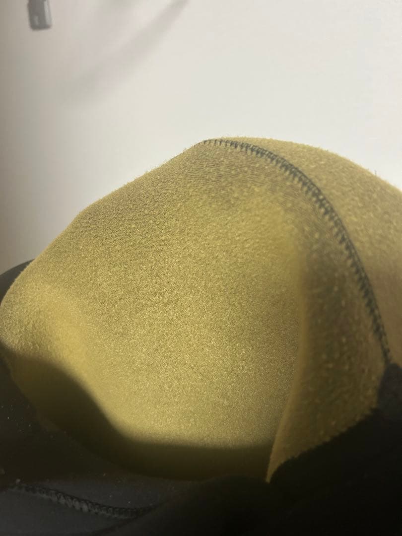 Quiksilver ブラック ウェットスーツ フロントジッパー