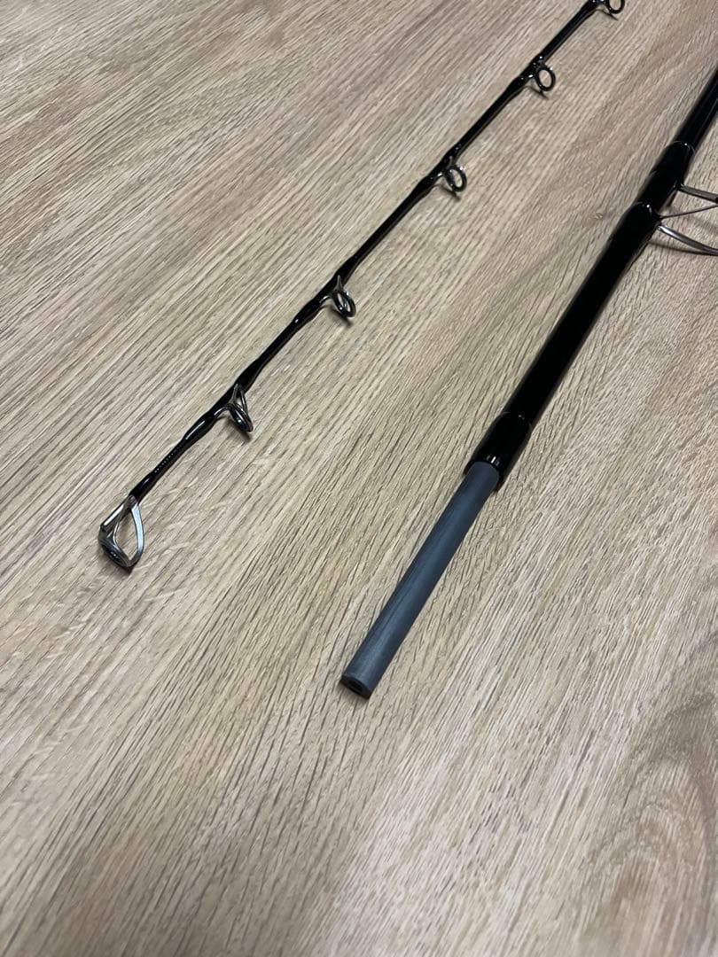 ゼナック　ミュートスアキュラ100hh タイプR