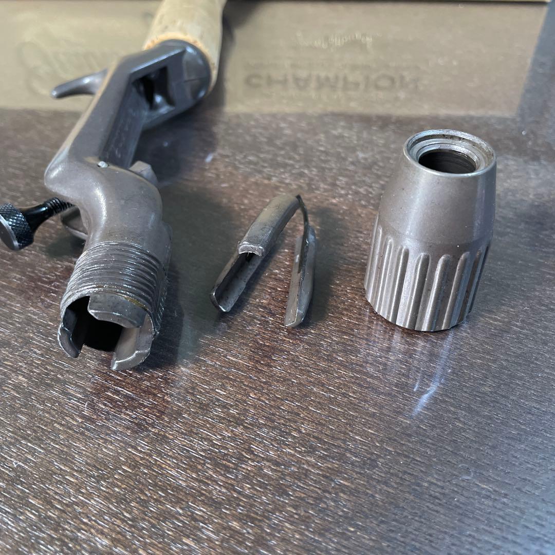 ザウルス チャンピオングリップ　フェザーウエイトタイプ