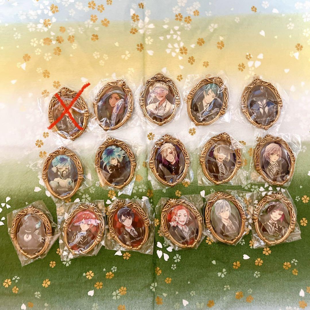 ツイステ　ブローチ　トレーディング