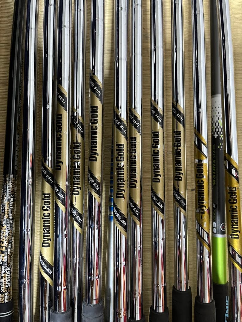 支給品!14本が支給品！超豪華テーラーメイドゴルフセットＸ+キャデバッグ+オマケ