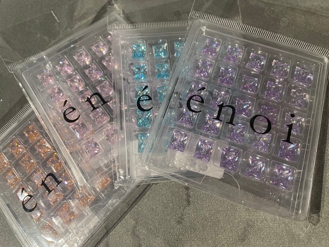 enoiジルコニア ネイルパーツ 4パックセット