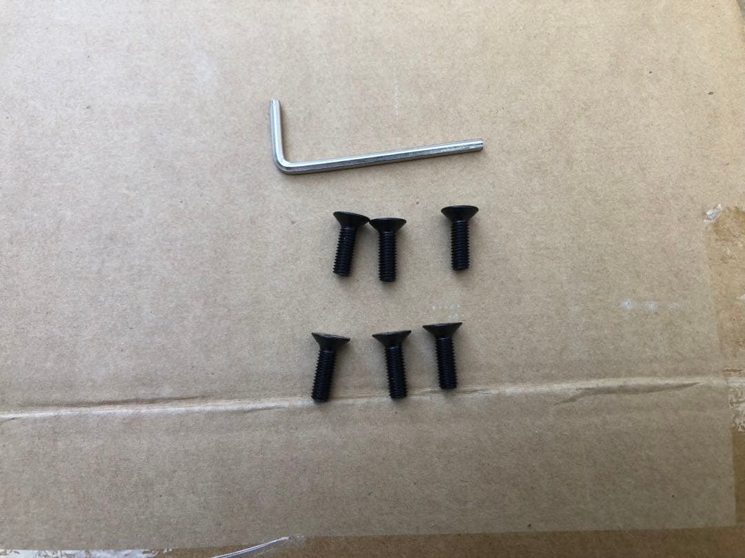 MOMO プロトタイプ シルバースポーク ステアリングホイール